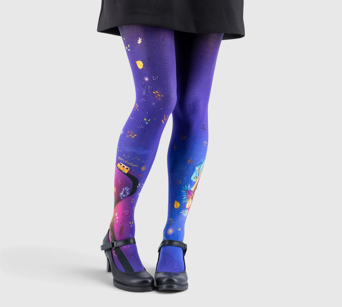 Collants fantaisie : voyage créatif en nuances de violet