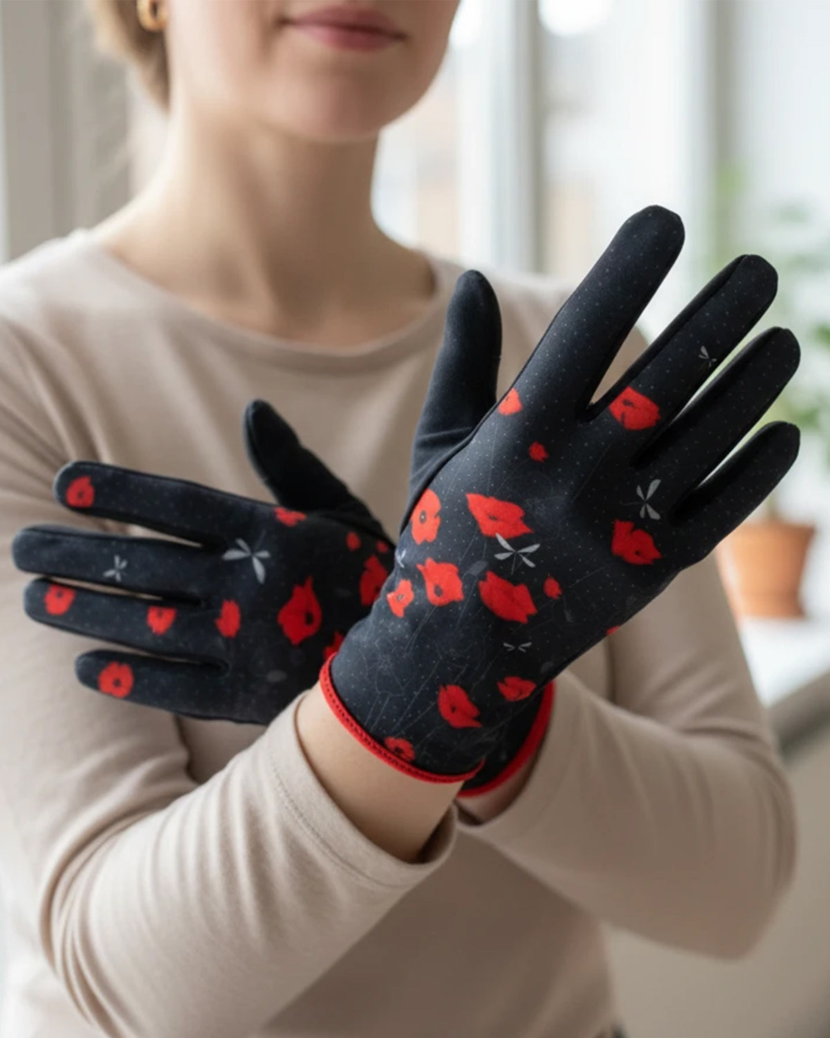 Gants femme tactiles coquelicots rouges