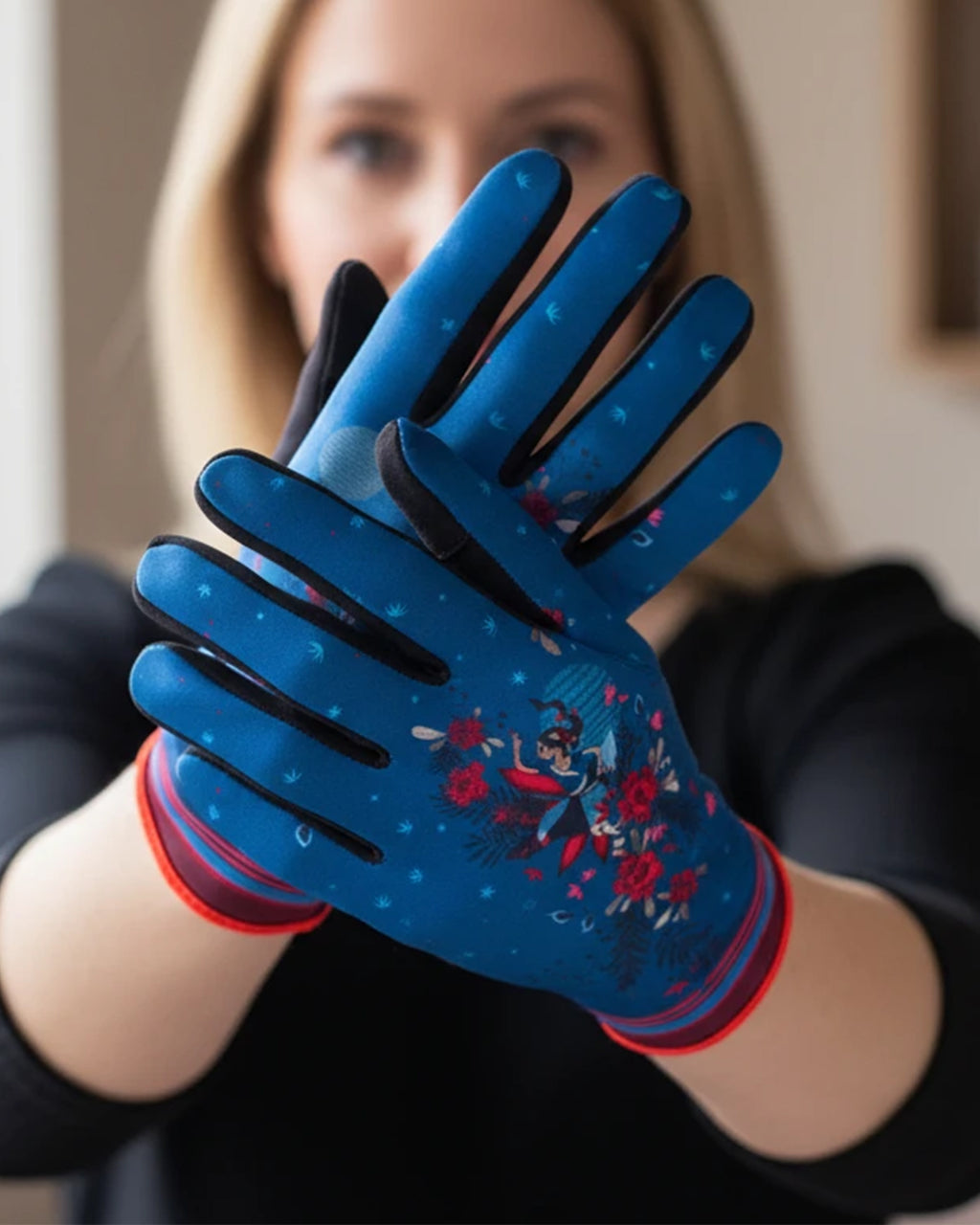 Gants bleus femme originaux natyam