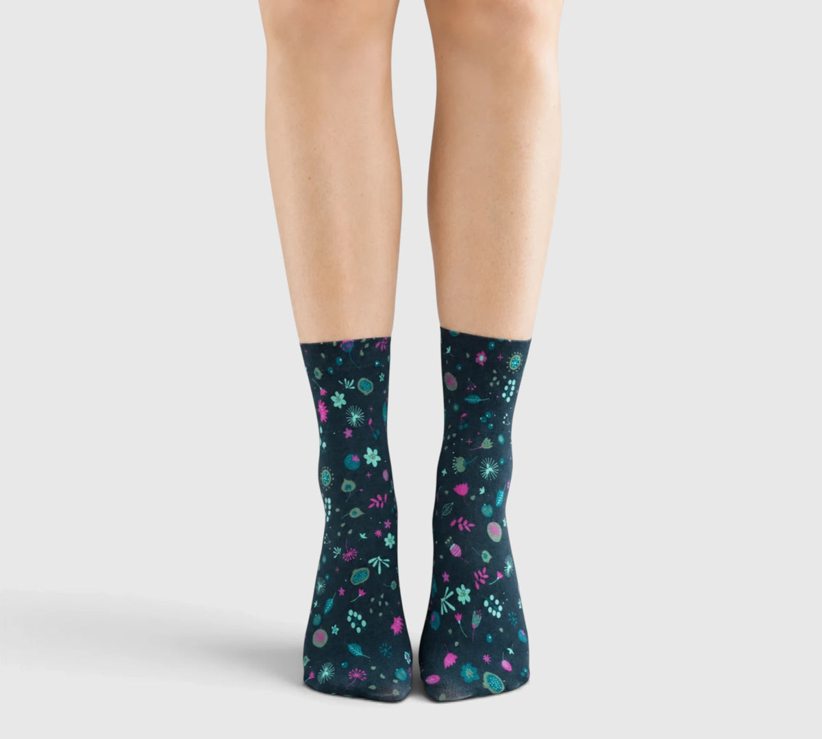 Chaussettes fantaisie : design floral délicat