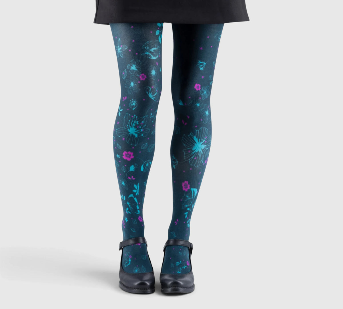 Collants fantaisie : l’élégance florale