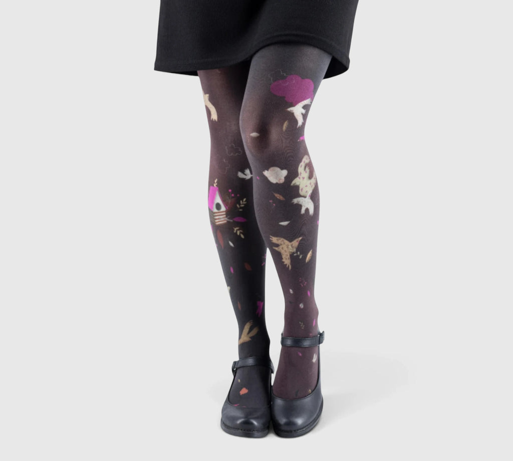 Collants imprimés cabanes à oiseaux – Originalité et confort assurés