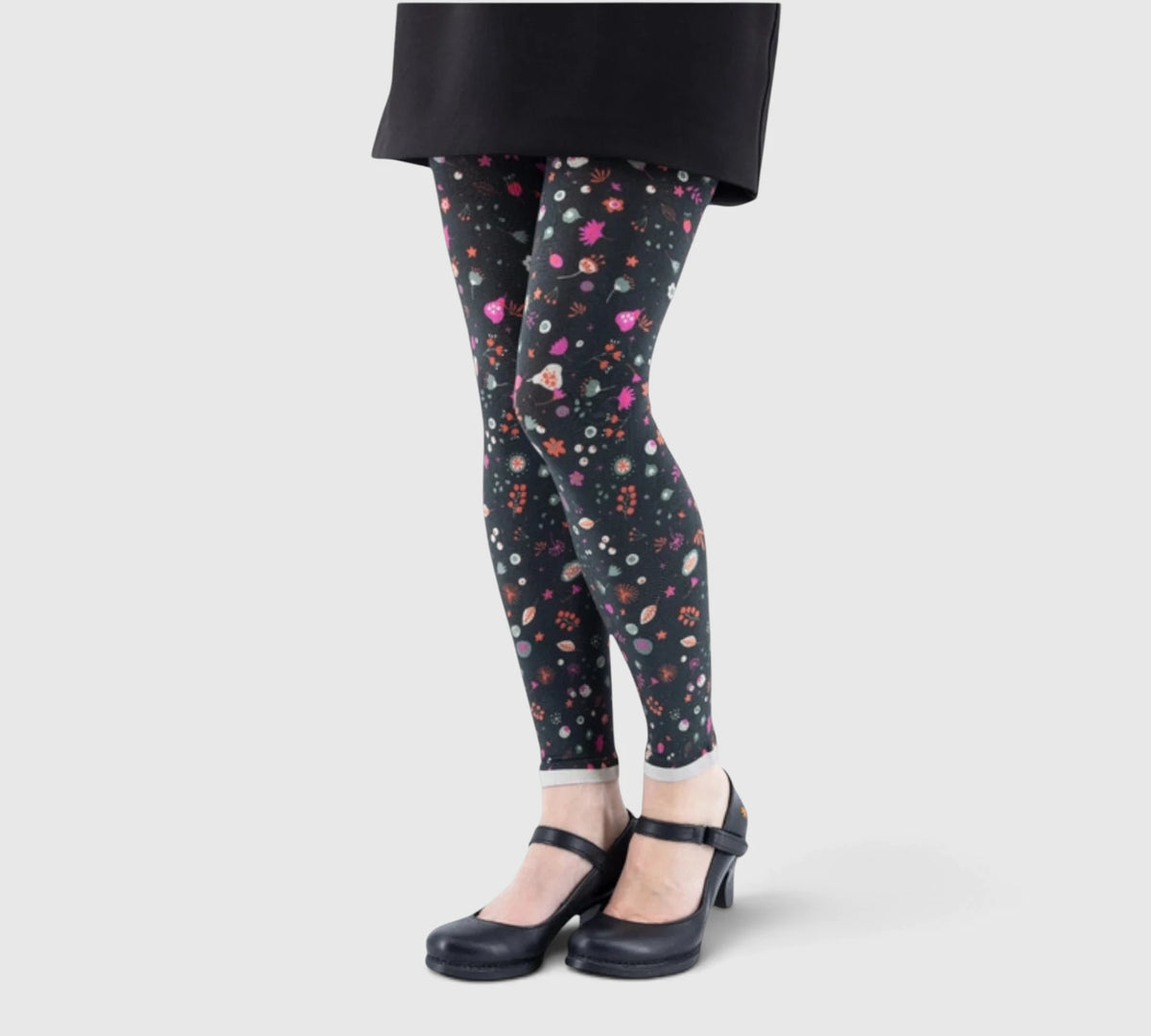 Leggings fantaisie : un motif floral multicolore
