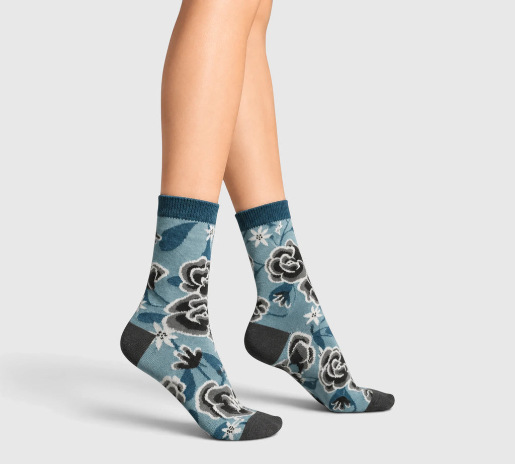 Chaussettes originales femme motif floral bleu